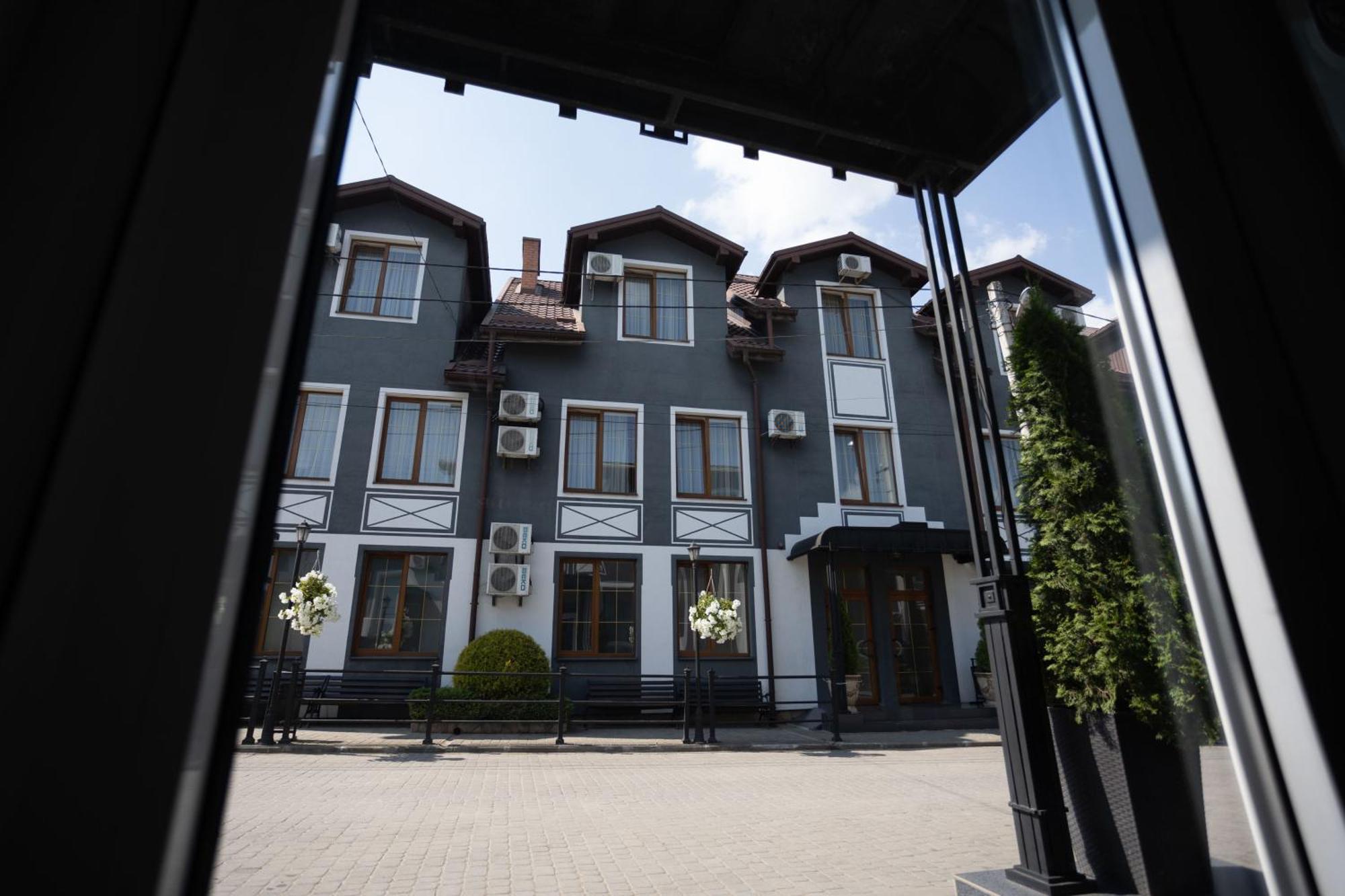 Hotel Kopa - Zhovkva Exterior foto